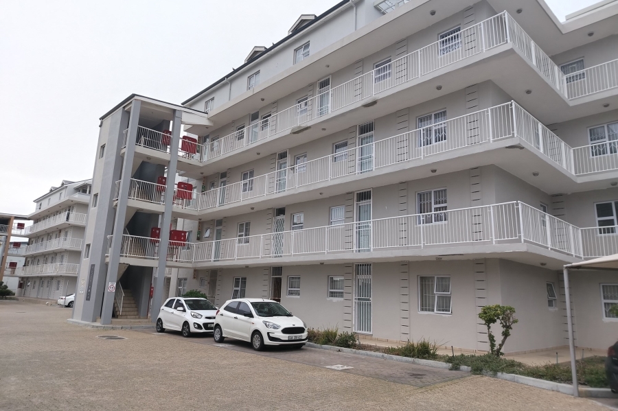 1 Bedroom Property for Sale in Costa Da Gama Western Cape